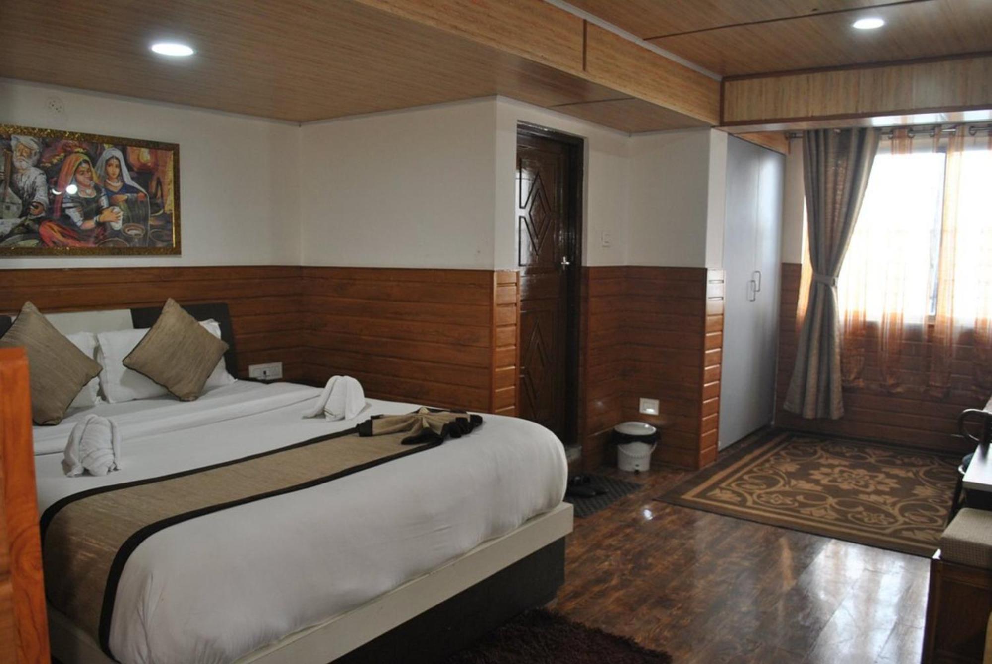 Hotel Kasturi Palace Darjeeling - Excellent Service Recommended Εξωτερικό φωτογραφία