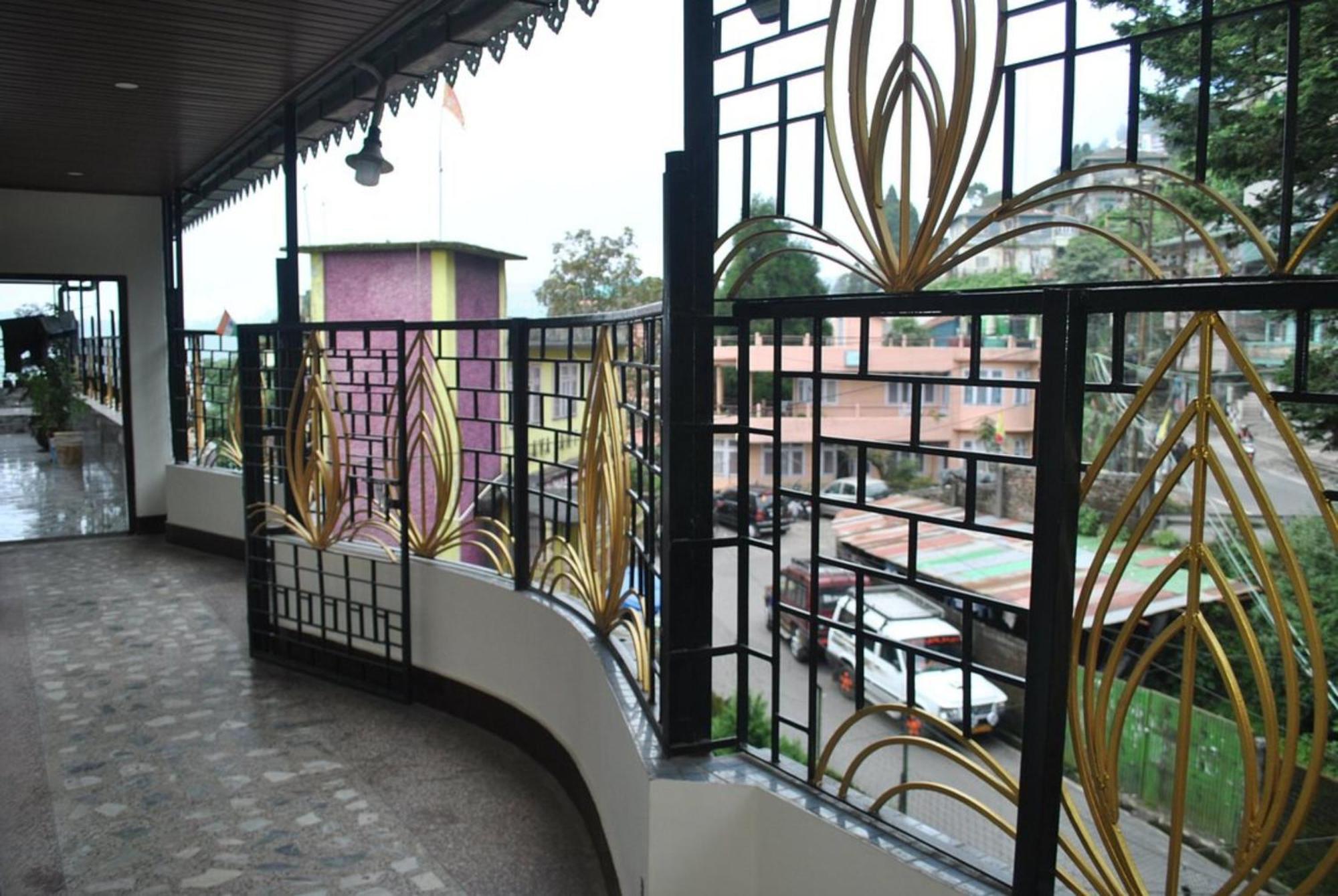 Hotel Kasturi Palace Darjeeling - Excellent Service Recommended Εξωτερικό φωτογραφία